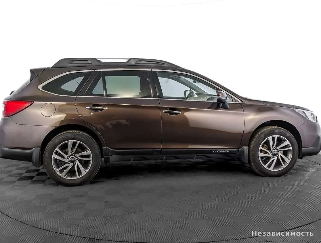 Subaru Outback 2017 с пробегом — фото 4
