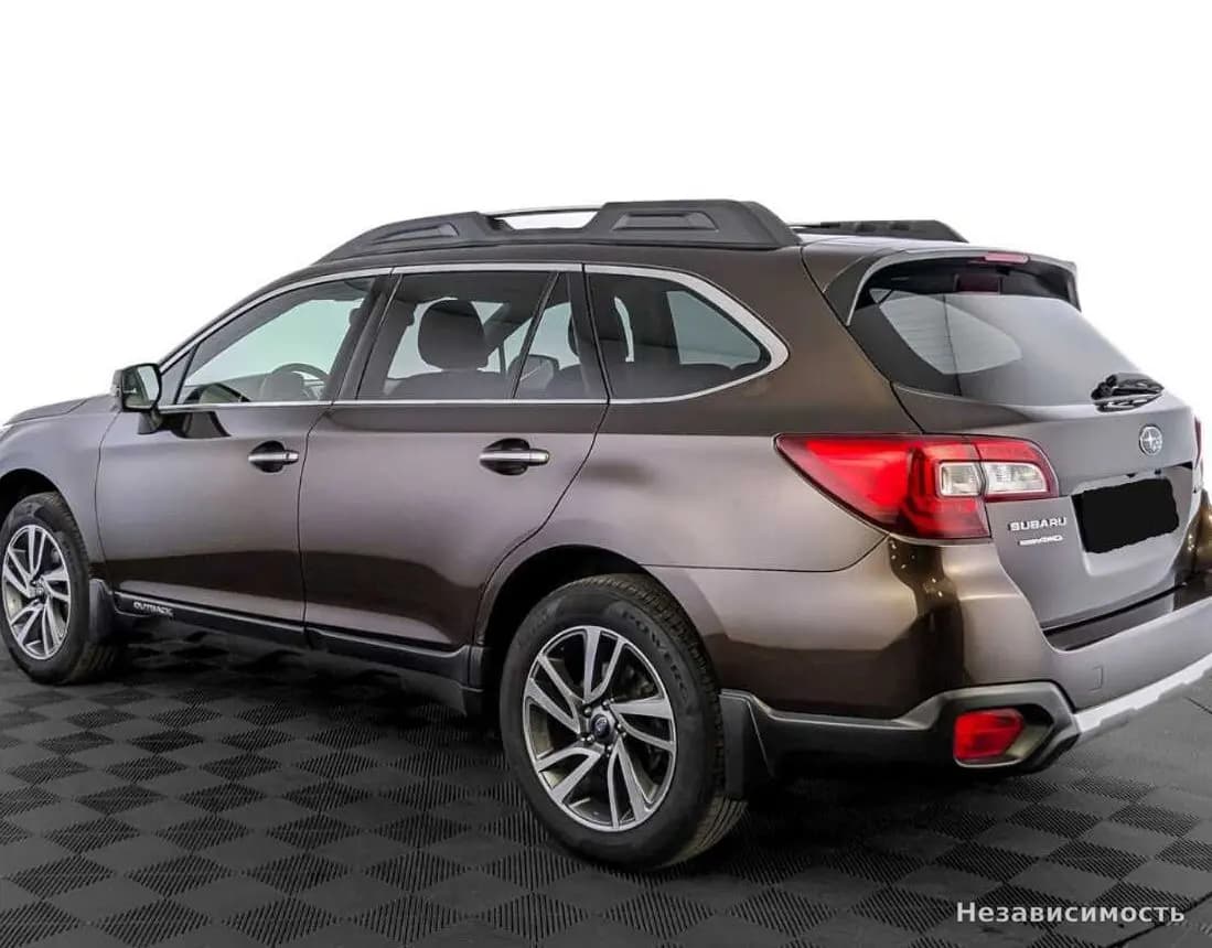 Subaru Outback 2017 с пробегом — фото 7