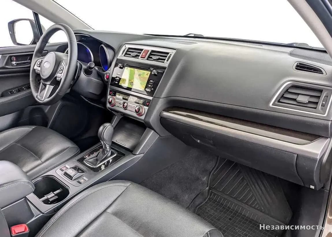 Subaru Outback 2017 с пробегом — фото 9