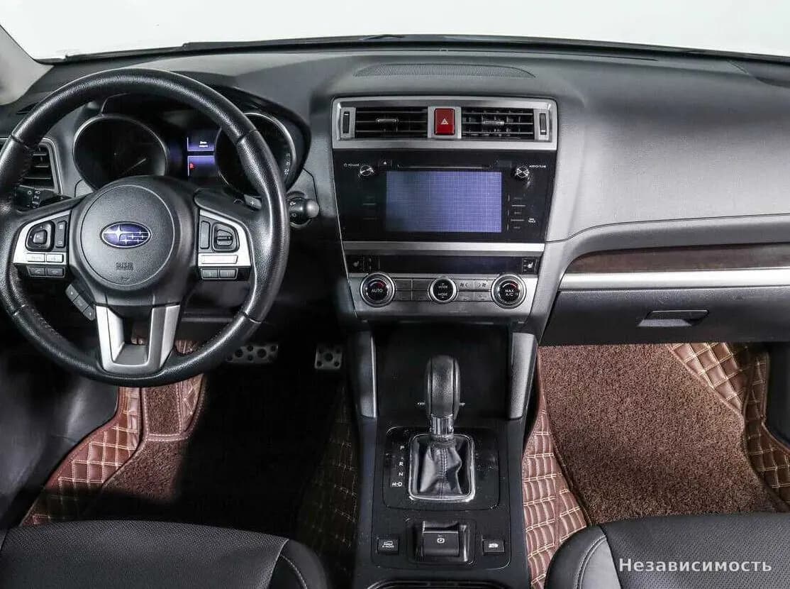 Subaru Outback 2015 с пробегом — фото 10
