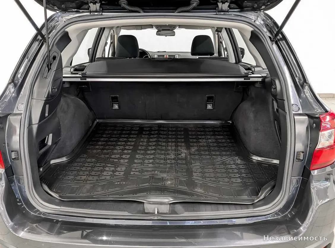 Subaru Outback 2015 с пробегом — фото 10