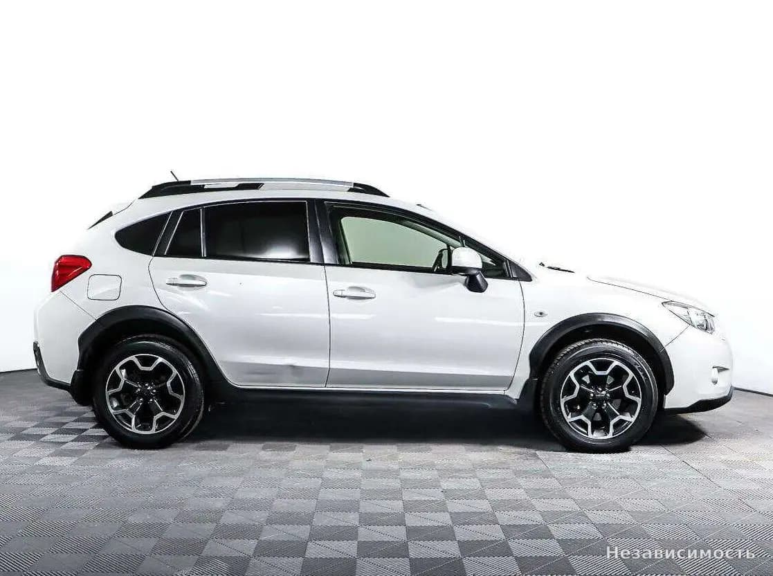 Subaru XV 2012 с пробегом — фото 4