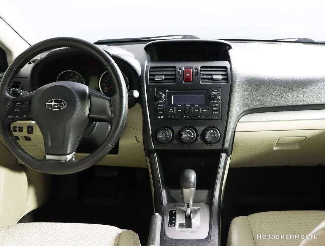 Subaru XV 2012 с пробегом — фото 10