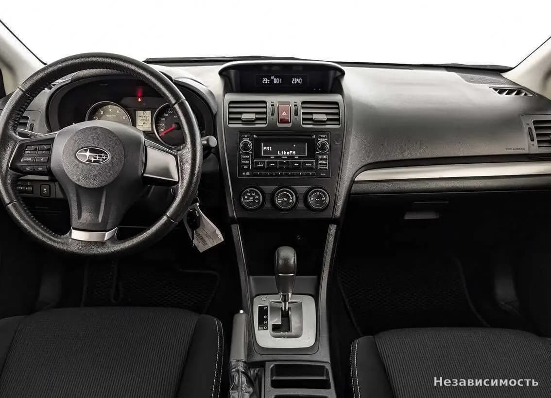 Subaru XV 2012 с пробегом — фото 10