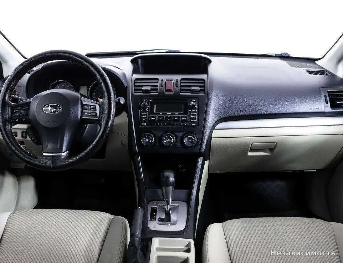 Subaru XV 2012 с пробегом — фото 10