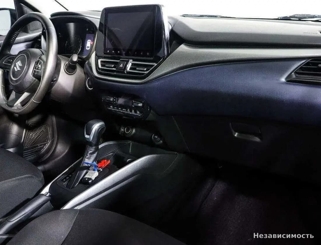 Suzuki Baleno 2022 с пробегом — фото 9