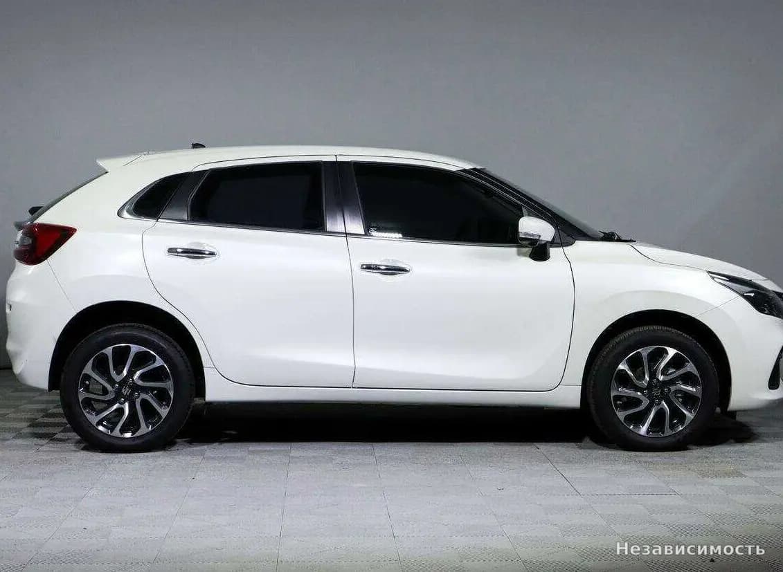 Suzuki Baleno 2022 с пробегом — фото 4