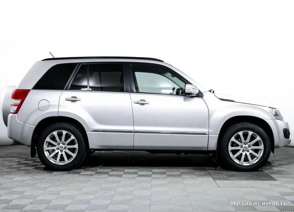 Suzuki Grand Vitara 2013 с пробегом — фото 4