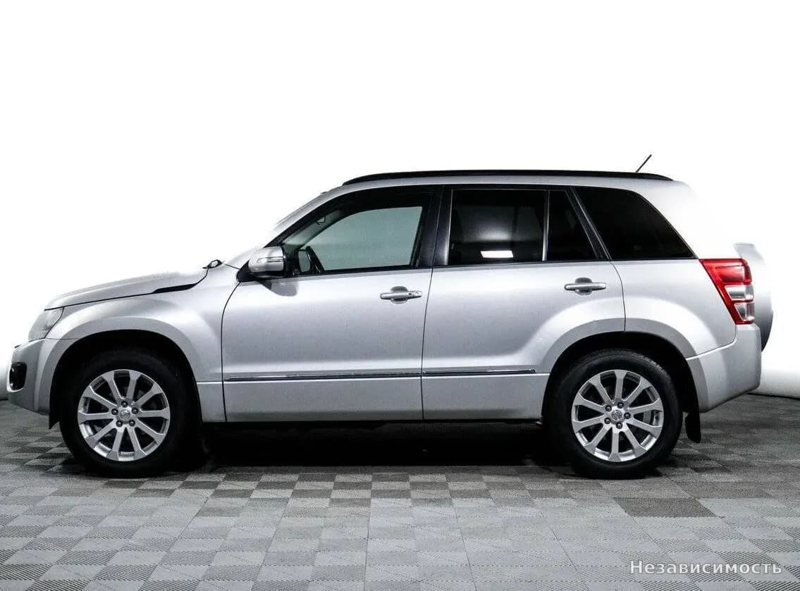 Suzuki Grand Vitara 2013 с пробегом — фото 5