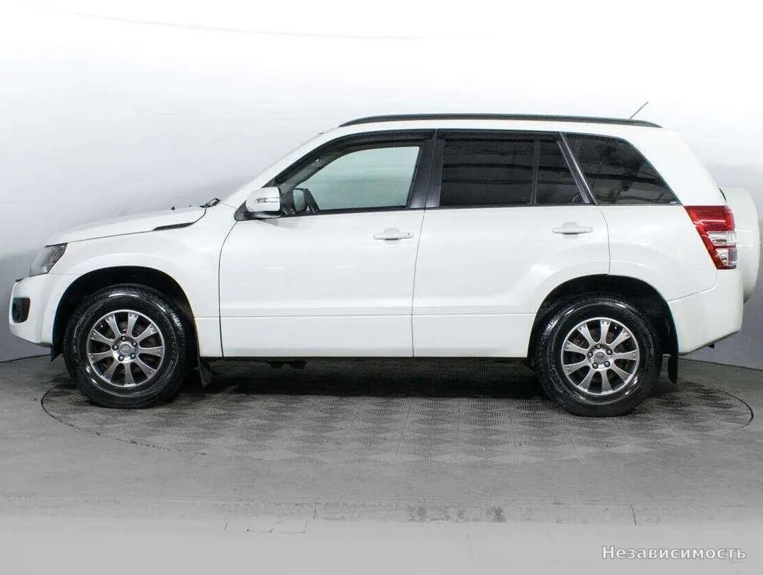 Suzuki Grand Vitara 2012 с пробегом — фото 7