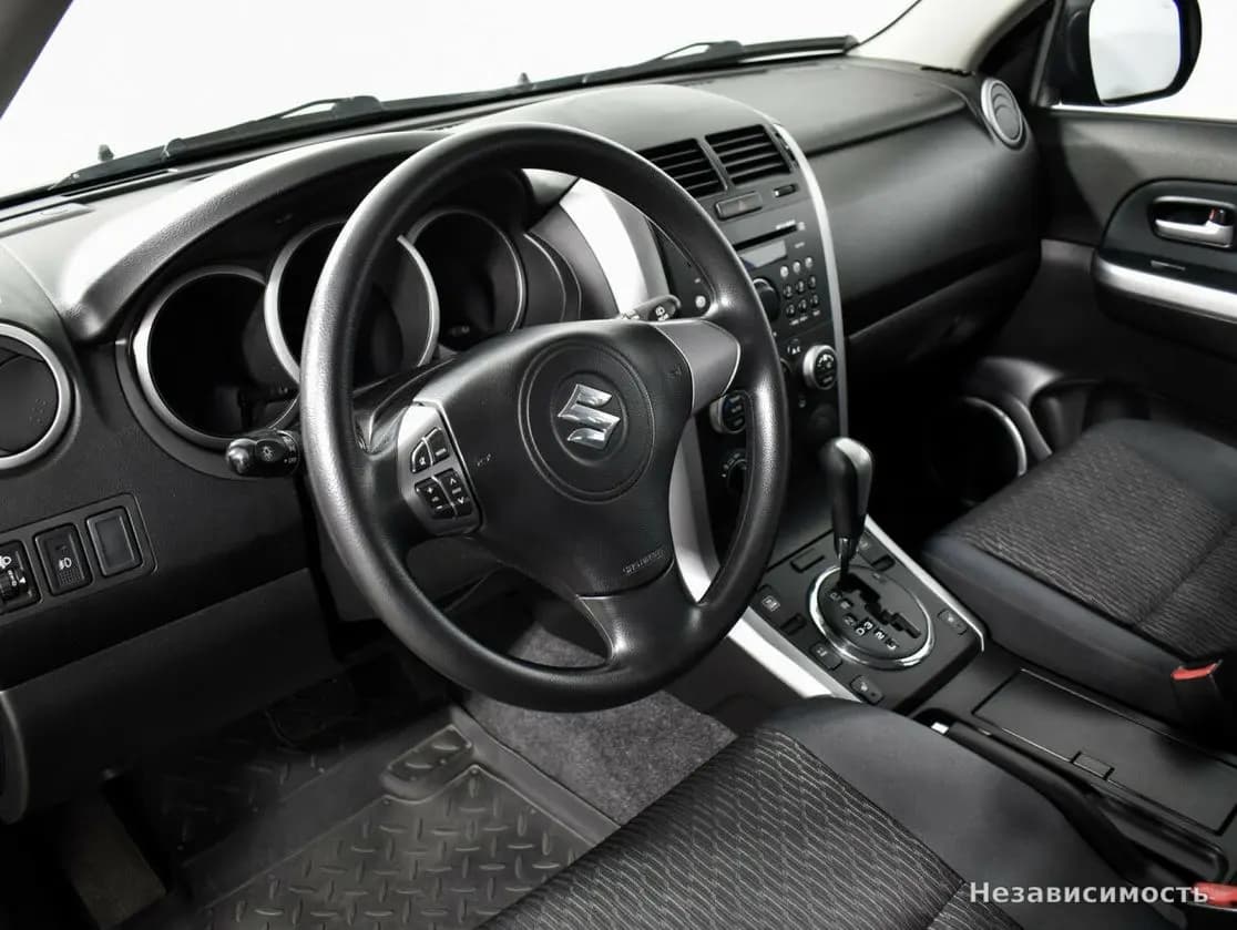 Suzuki Grand Vitara 2014 с пробегом — фото 9