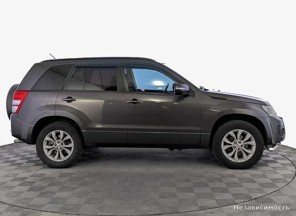 Suzuki Grand Vitara 2013 с пробегом — фото 4