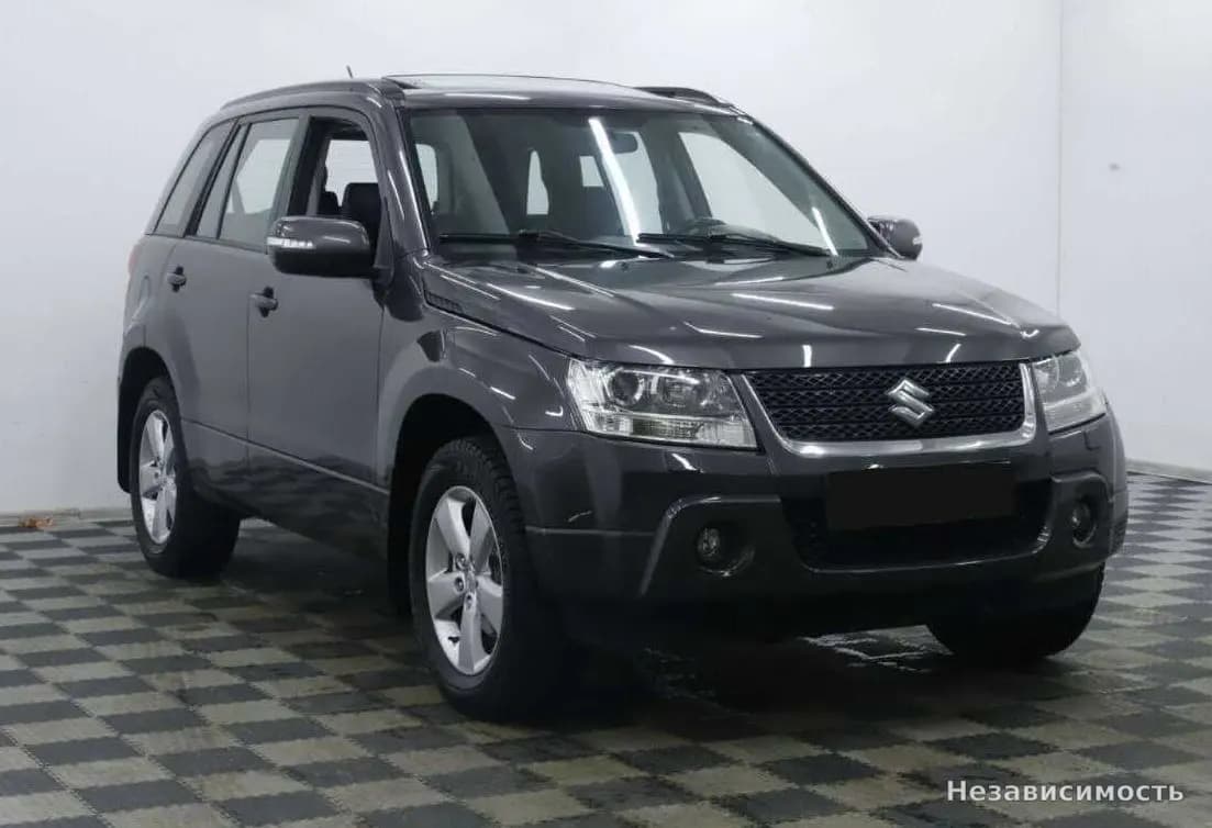 Suzuki Grand Vitara 2012 с пробегом — фото 3