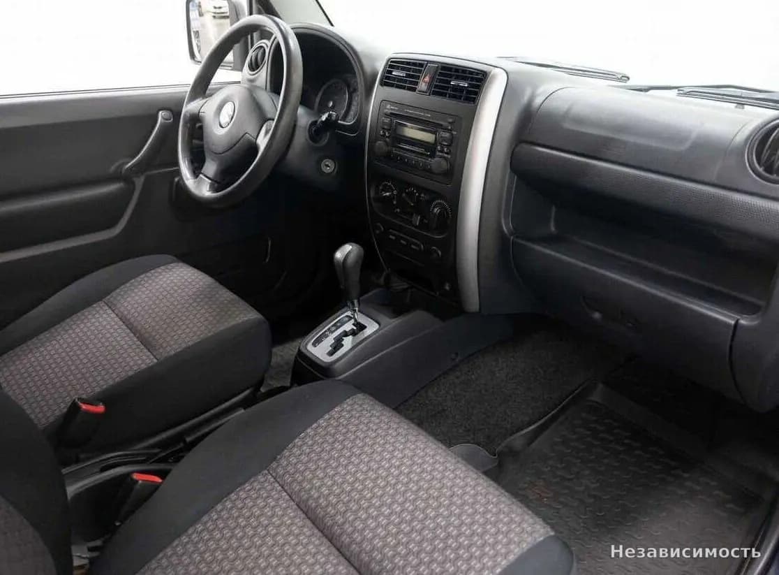 Suzuki Jimny 2012 с пробегом — фото 10