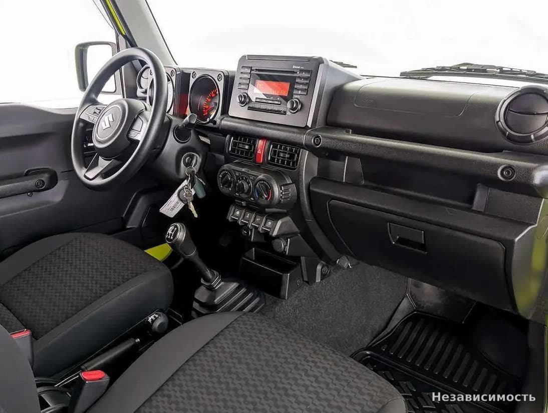 Suzuki Jimny 2019 с пробегом — фото 9