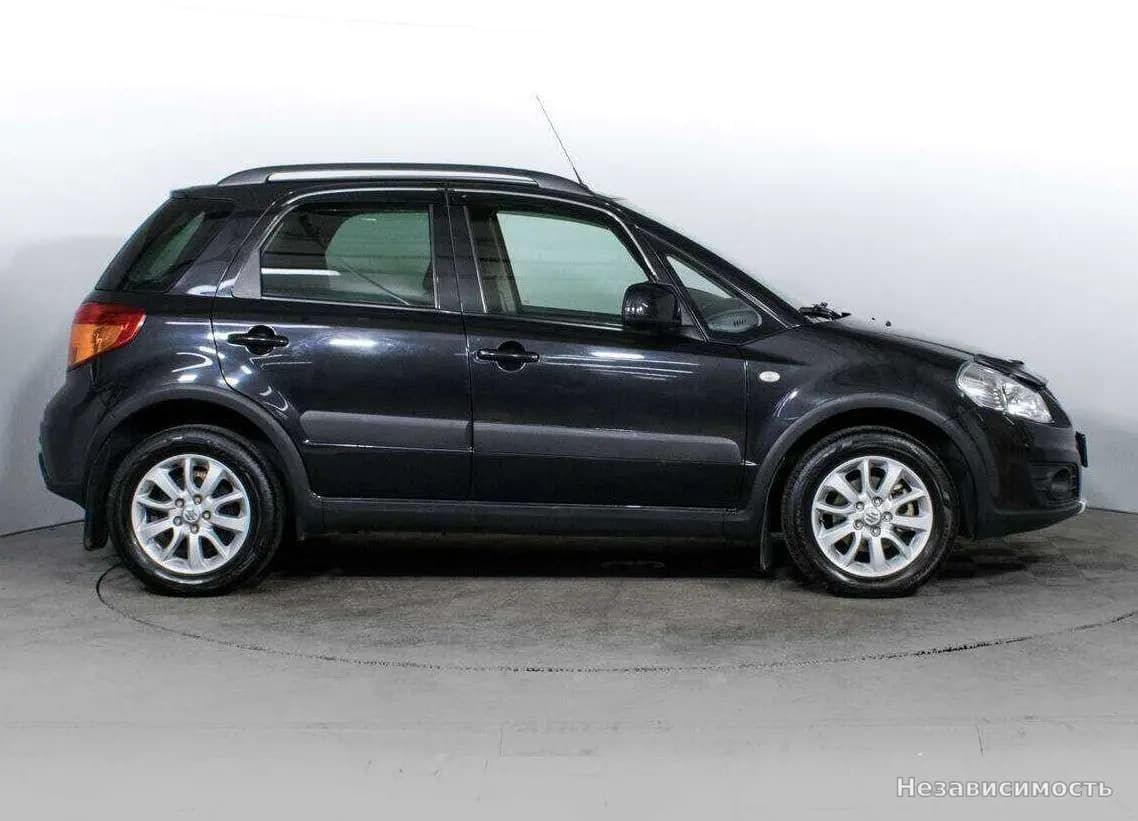Suzuki SX4 2014 с пробегом — фото 4