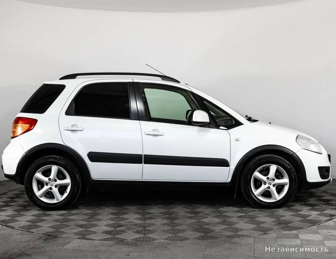 Suzuki SX4 2012 с пробегом — фото 4
