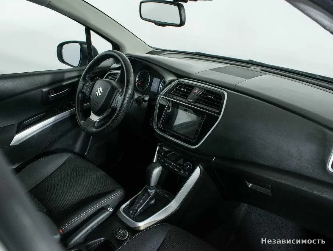 Suzuki SX4 2018 с пробегом — фото 9