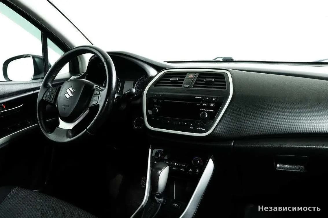 Suzuki SX4 2014 с пробегом — фото 9
