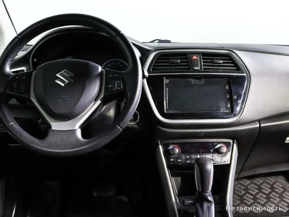 Suzuki SX4 2017 с пробегом — фото 10