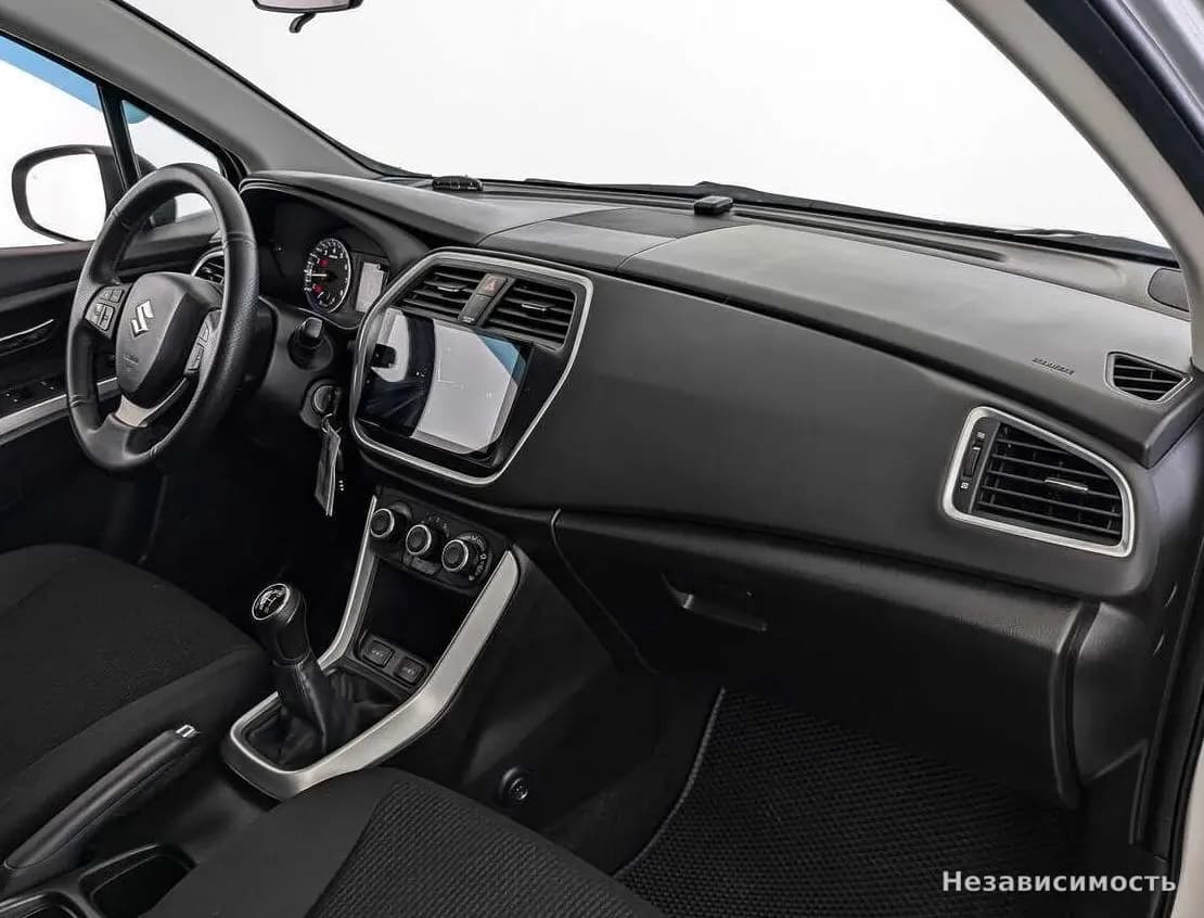 Suzuki SX4 2018 с пробегом — фото 9