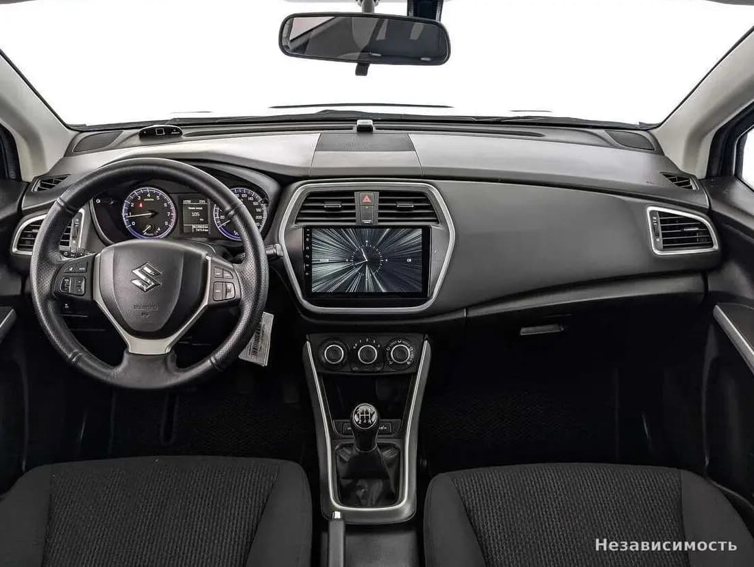 Suzuki SX4 2018 с пробегом — фото 10