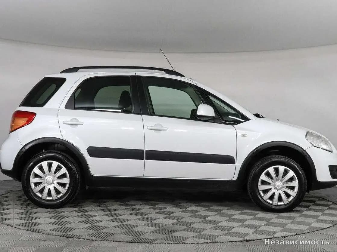 Suzuki SX4 2014 с пробегом — фото 4