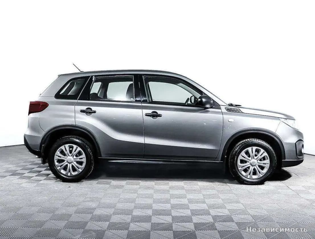 Suzuki Vitara 2021 с пробегом — фото 4