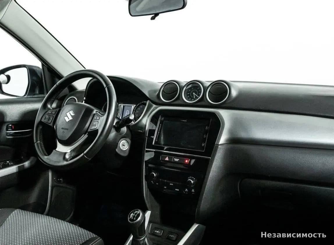 Suzuki Vitara 2016 с пробегом — фото 9