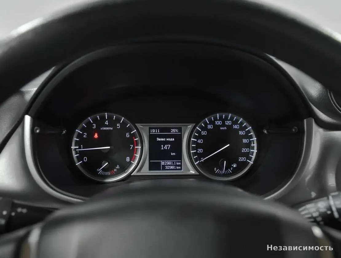 Suzuki Vitara 2018 с пробегом — фото 7