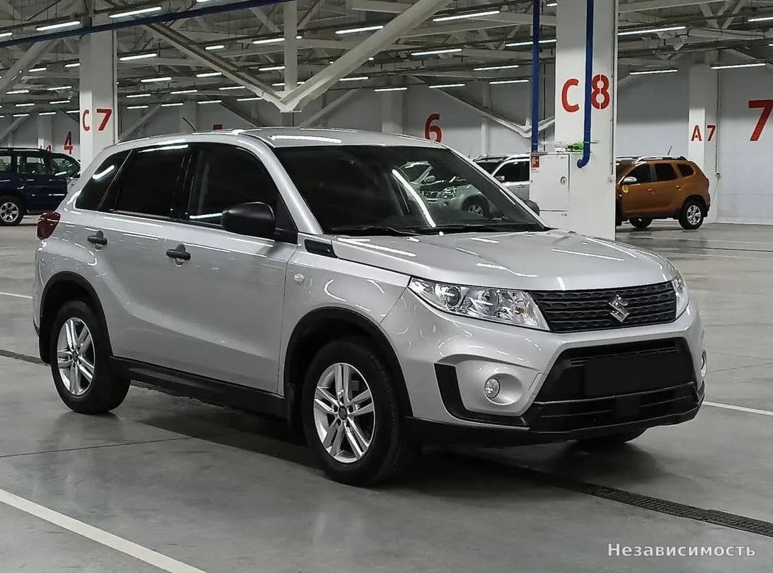 Suzuki Vitara 2021 с пробегом — фото 3