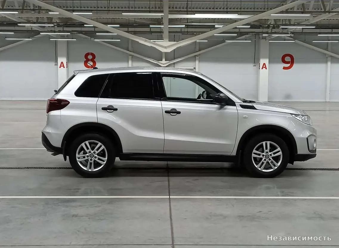 Suzuki Vitara 2021 с пробегом — фото 4