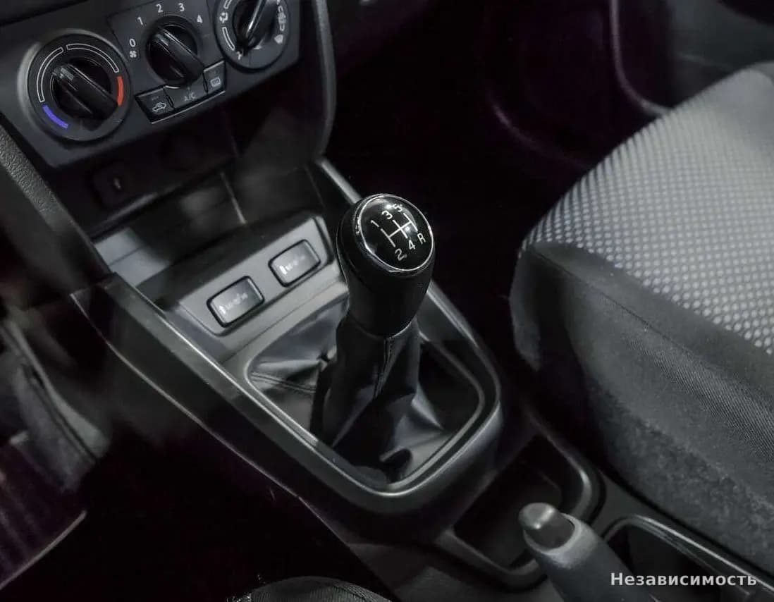 Suzuki Vitara 2018 с пробегом — фото 10