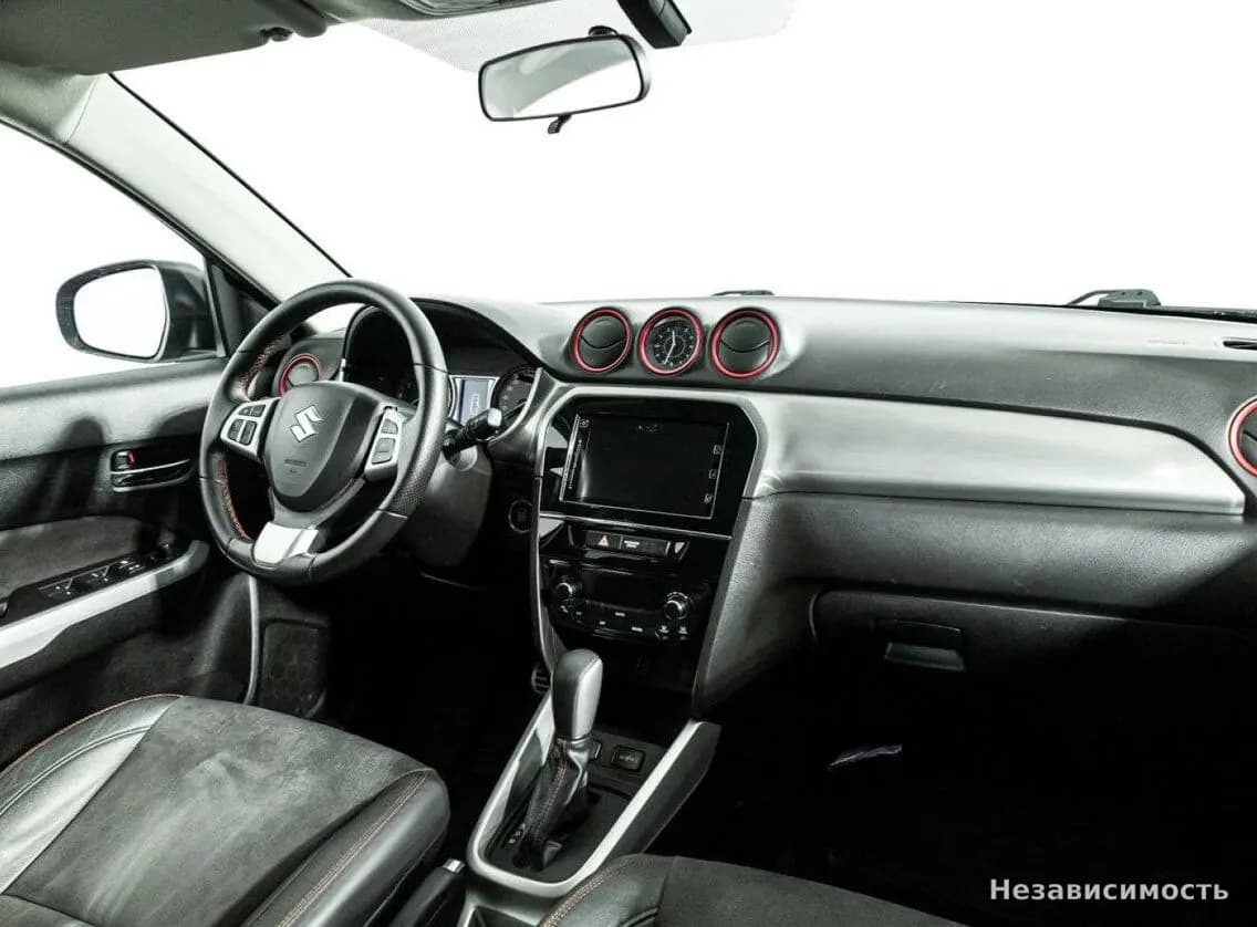 Suzuki Vitara 2018 с пробегом — фото 9