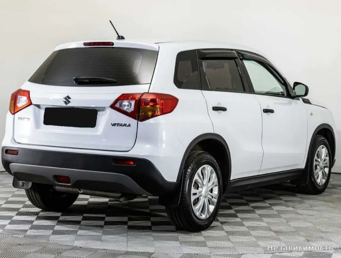 Suzuki Vitara 2017 с пробегом — фото 5