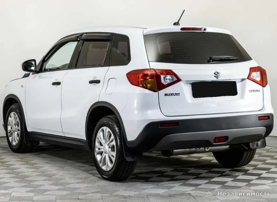 Suzuki Vitara 2017 с пробегом — фото 7