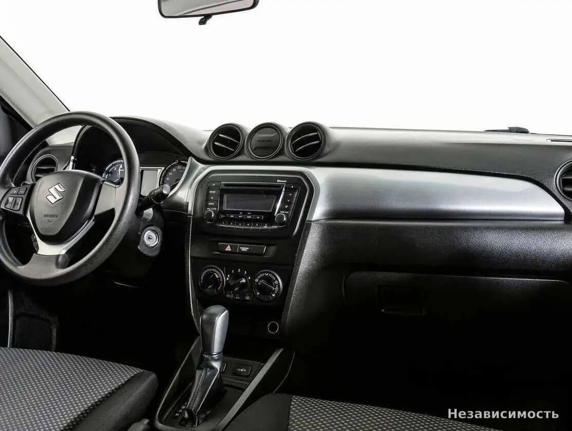 Suzuki Vitara 2017 с пробегом — фото 9