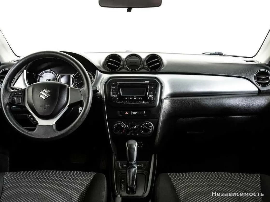 Suzuki Vitara 2017 с пробегом — фото 10