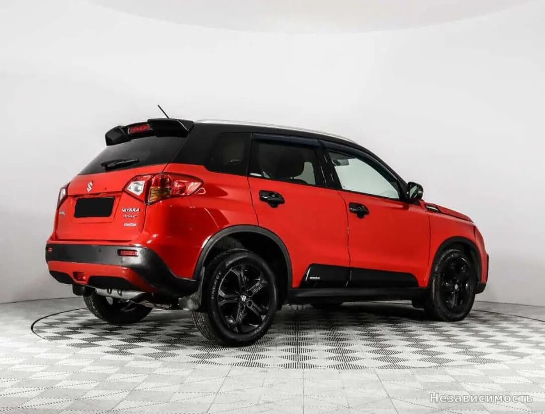 Suzuki Vitara 2017 с пробегом — фото 5