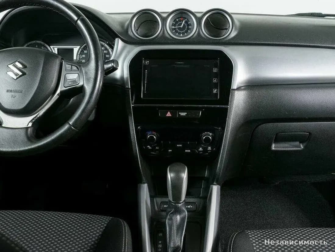 Suzuki Vitara 2015 с пробегом — фото 9
