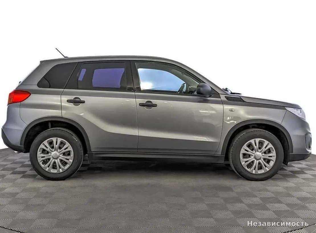 Suzuki Vitara 2017 с пробегом — фото 4