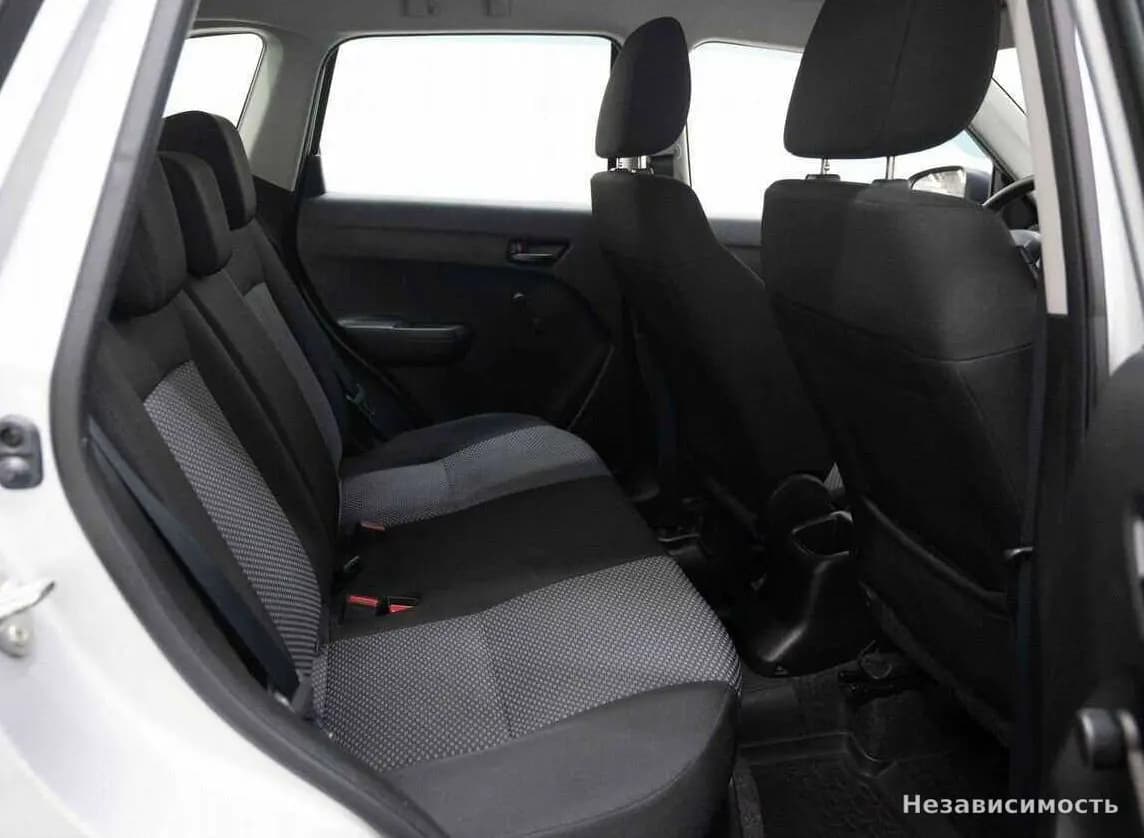 Suzuki Vitara 2015 с пробегом — фото 8