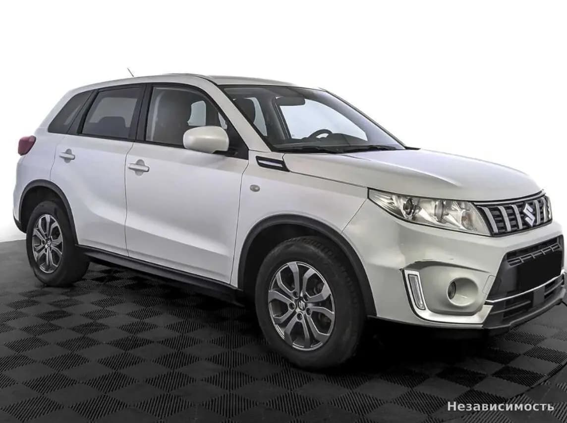 Suzuki Vitara 2020 с пробегом — фото 3