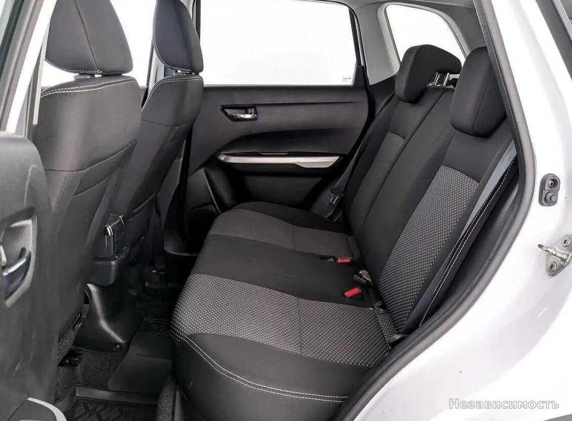 Suzuki Vitara 2016 с пробегом — фото 10