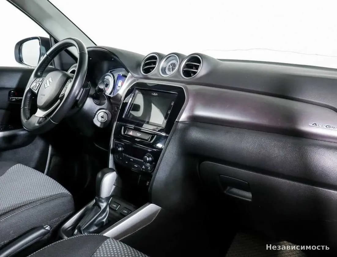 Suzuki Vitara 2020 с пробегом — фото 6