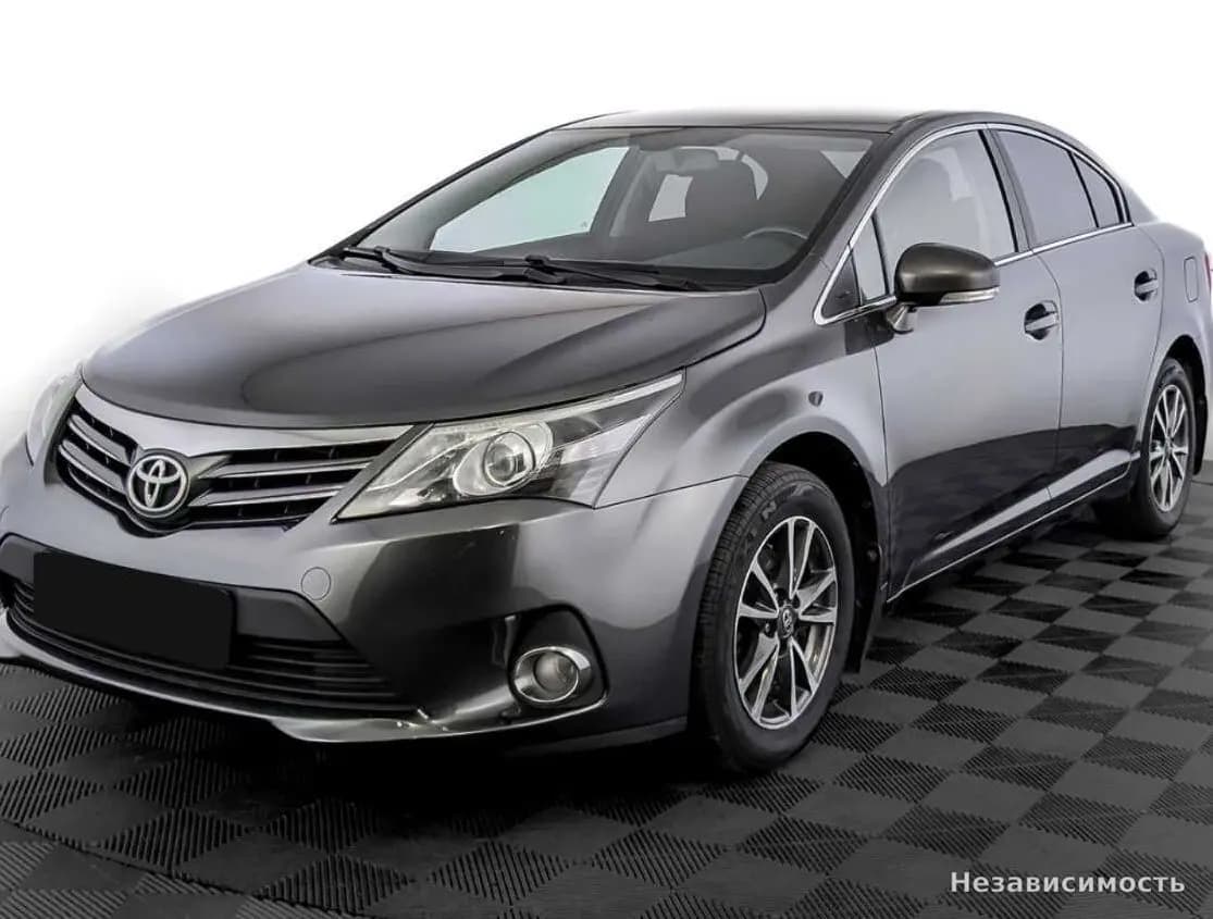Toyota Avensis, 2012 с пробегом