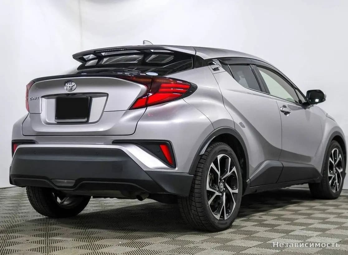 Toyota C-HR 2020 с пробегом — фото 4
