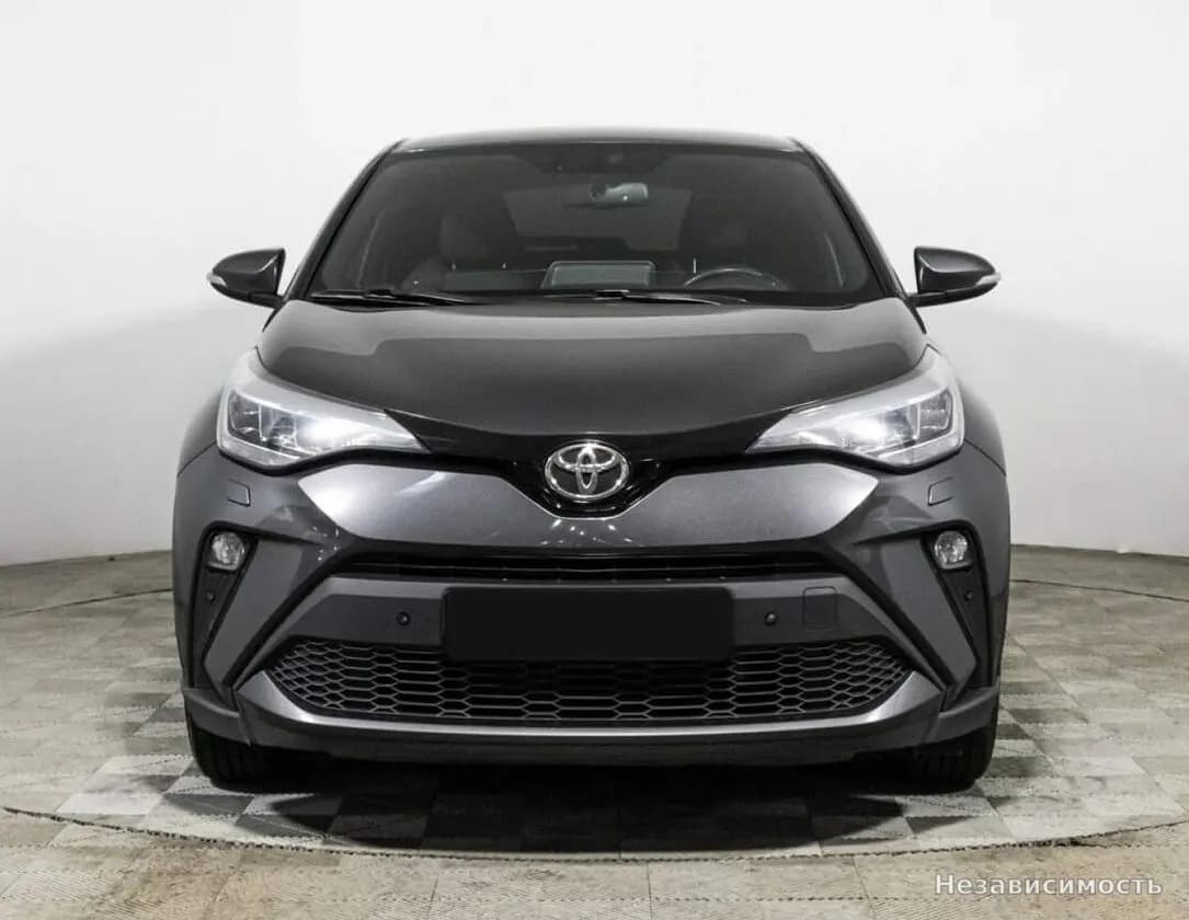 Toyota C-HR 2020 с пробегом — фото 2
