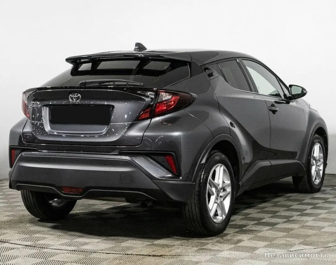 Toyota C-HR 2020 с пробегом — фото 5