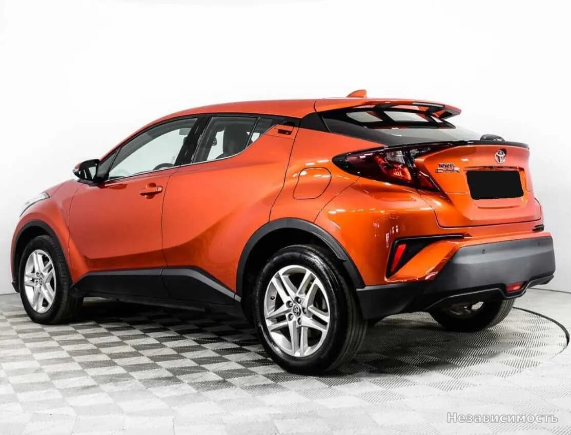Toyota C-HR 2020 с пробегом — фото 7